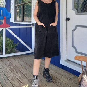 Vintage Harvé Benard Women's Black Cotton Corduroy Shift Dress size 12